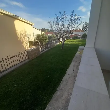Sobe Ruza Διαμέρισμα