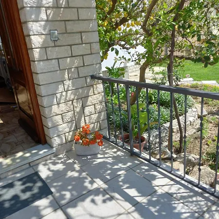 Sobe Ruza Apartmán *