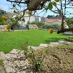 Sobe Ruza 아파트