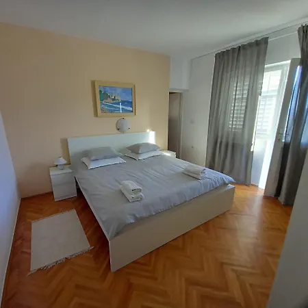 Sobe Ruza Apartment Banjol