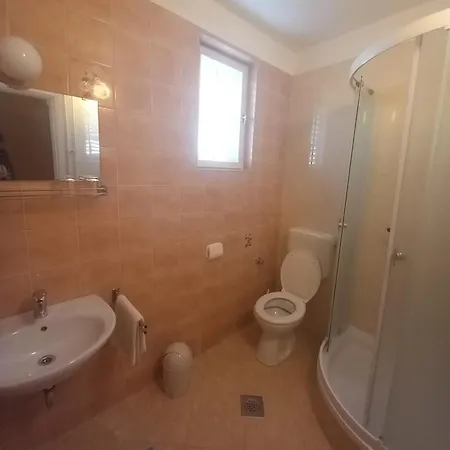Sobe Ruza Apartment Banjol