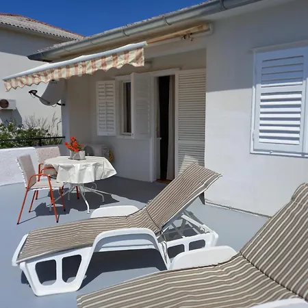 Sobe Ruza Lägenhet *