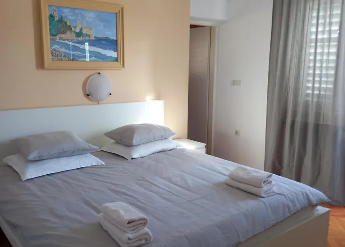 Sobe Ruza Apartman Banjol